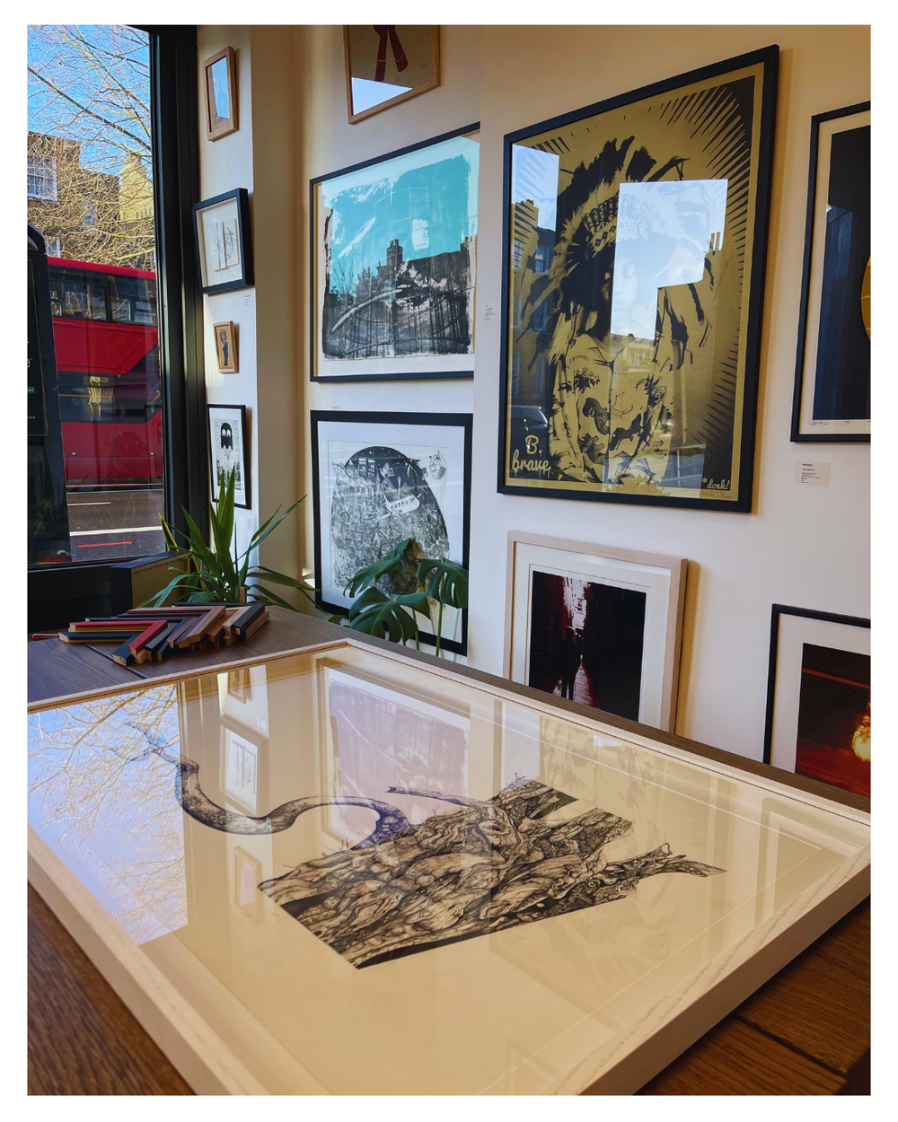 How to Choose the Perfect Frame for Your Home