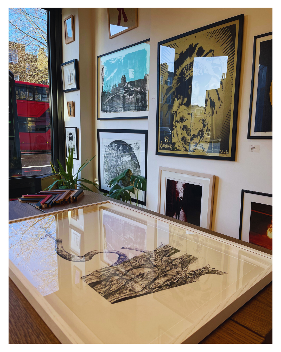 How to Choose the Perfect Frame for Your Home
